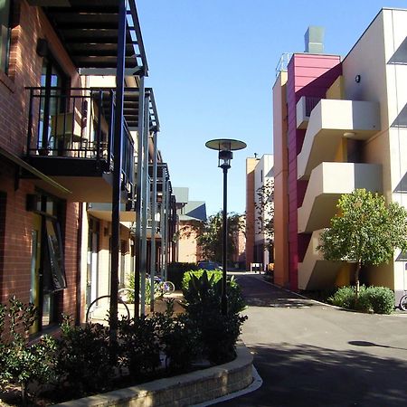 Sydney University Village Bagian luar foto