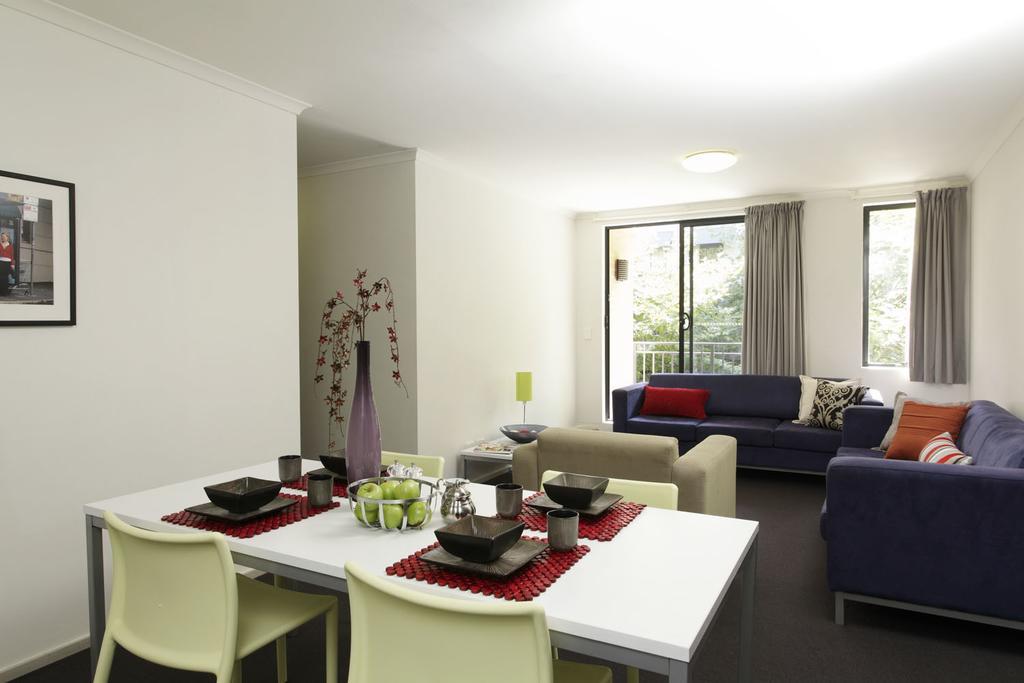 Sydney University Village Bagian luar foto