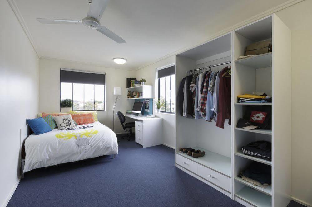 Sydney University Village Bagian luar foto