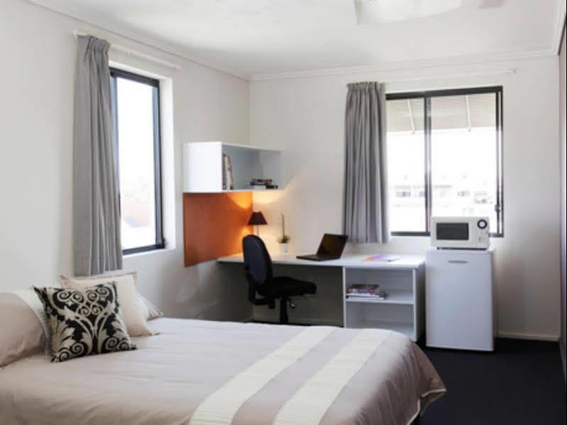 Sydney University Village Bagian luar foto